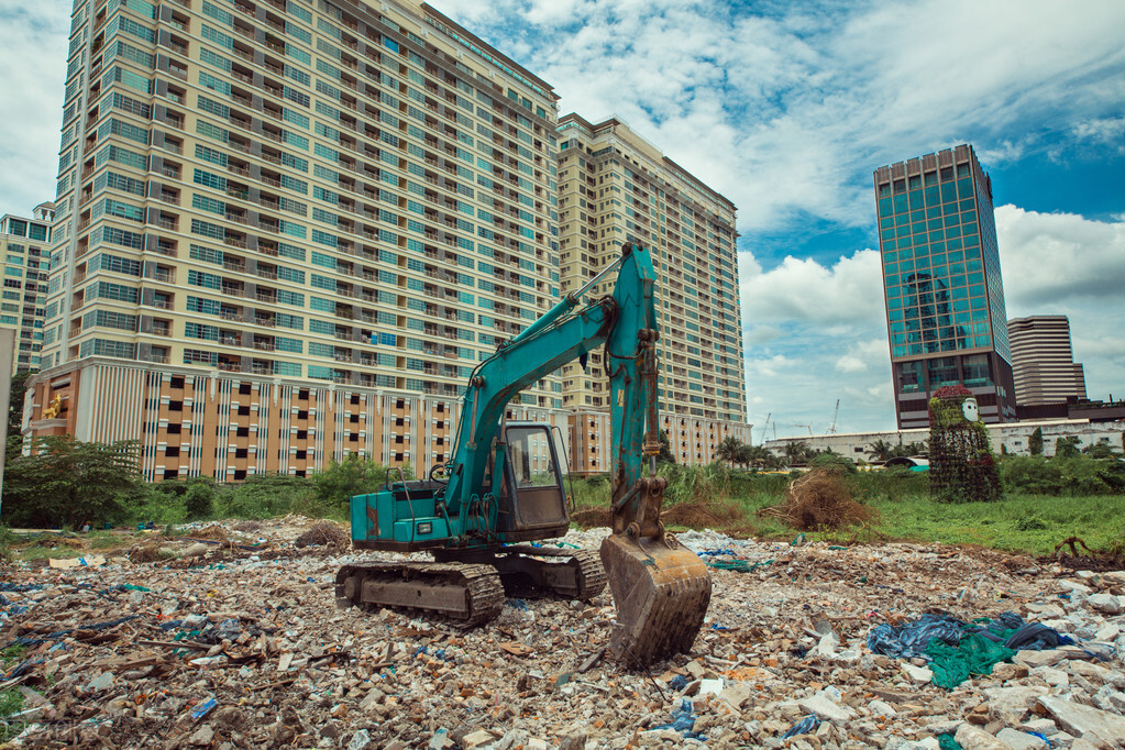 土地出让金按照什么标准收费（划拨土地收费标准）