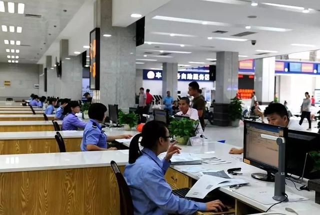 外地车过户到本地需要什么手续（二手车异地过户流程）