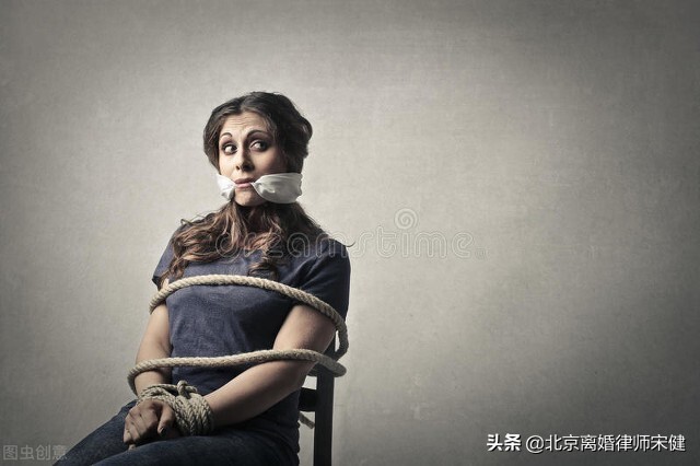 家暴离婚小孩归谁（家暴起诉离婚孩子的归属问题）