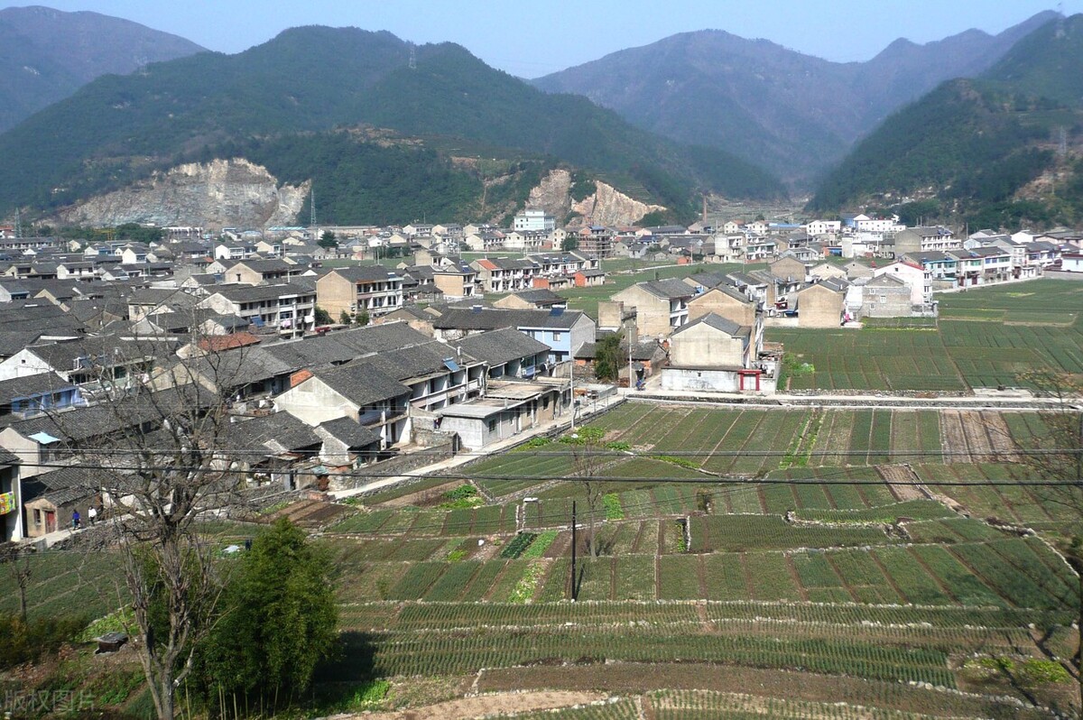 农村宅基地使用权继承（子女继承父母宅基地最新政策）