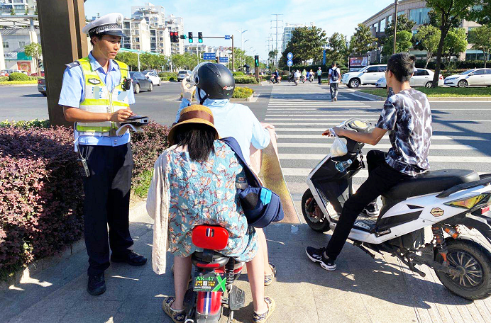 现在电动车可以载人吗（2022年电动车最新规定实行）